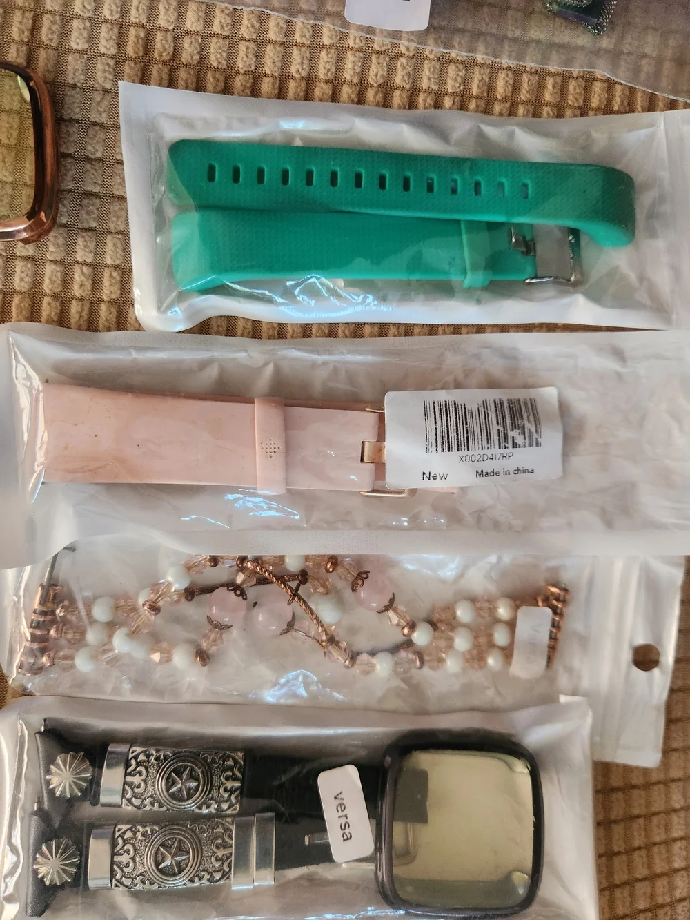 FITBIT Versa WATCH band Lot - Picture 6 of 9